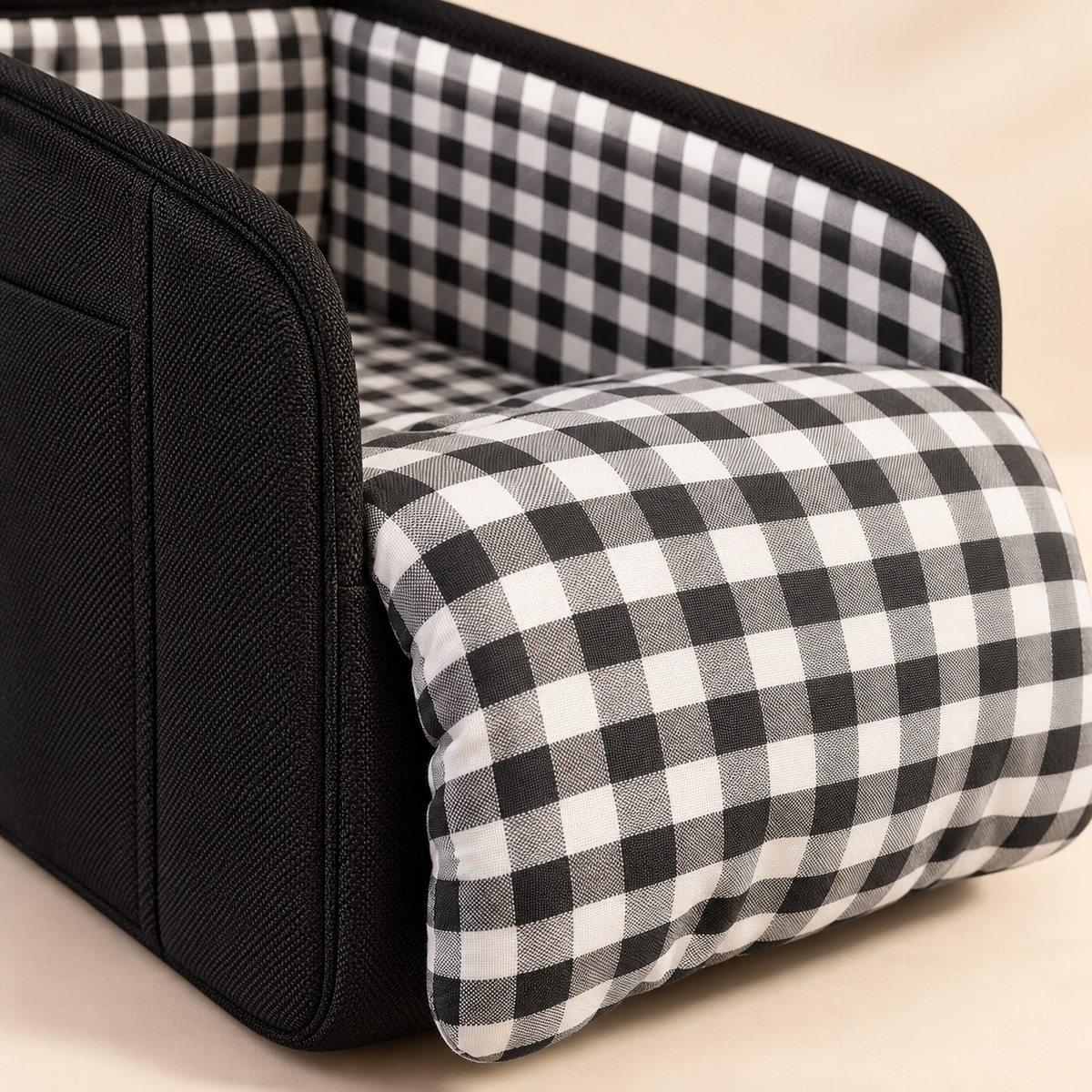Namira Console Dog Seat